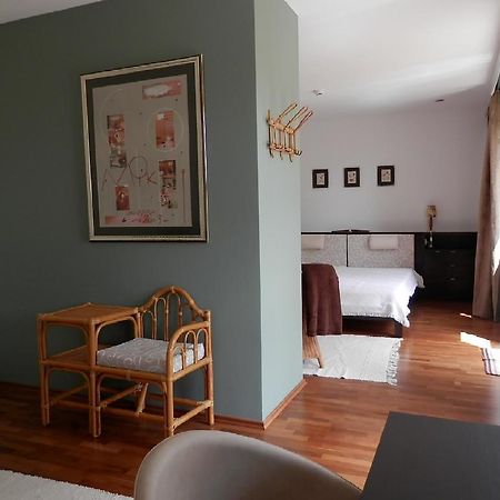 Csiki Apartman Budaörs Cameră foto