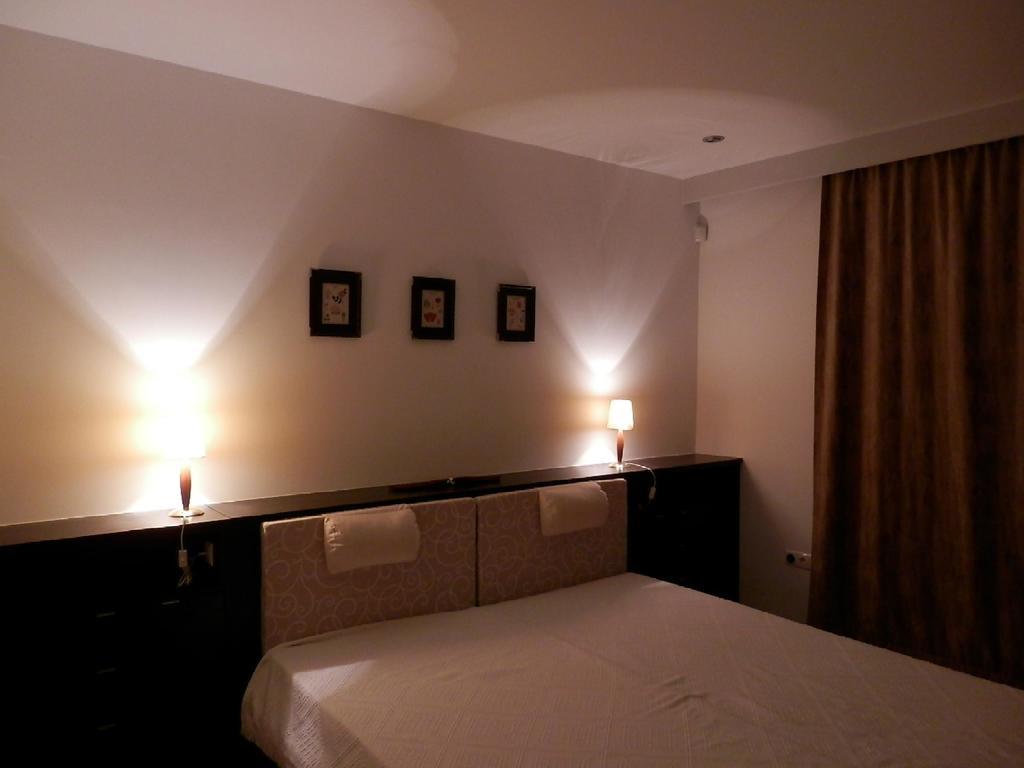 Csiki Apartman Budaörs Cameră foto